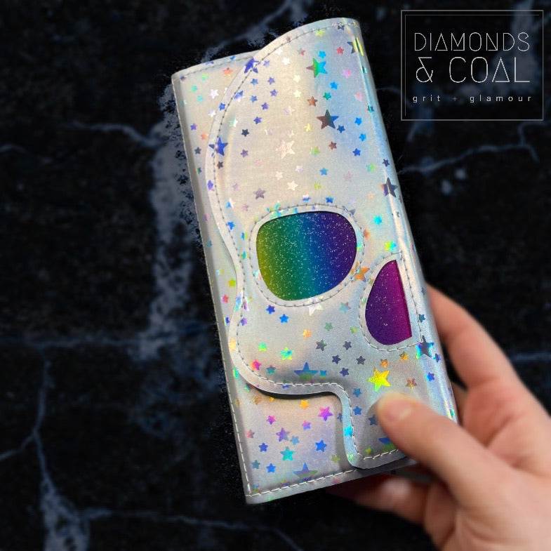 Ymir Skull Wallet - Silver Holo Stars